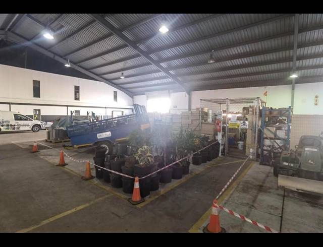 INDUSTRIAL PROPERTY TO RENT IN WALTLOO